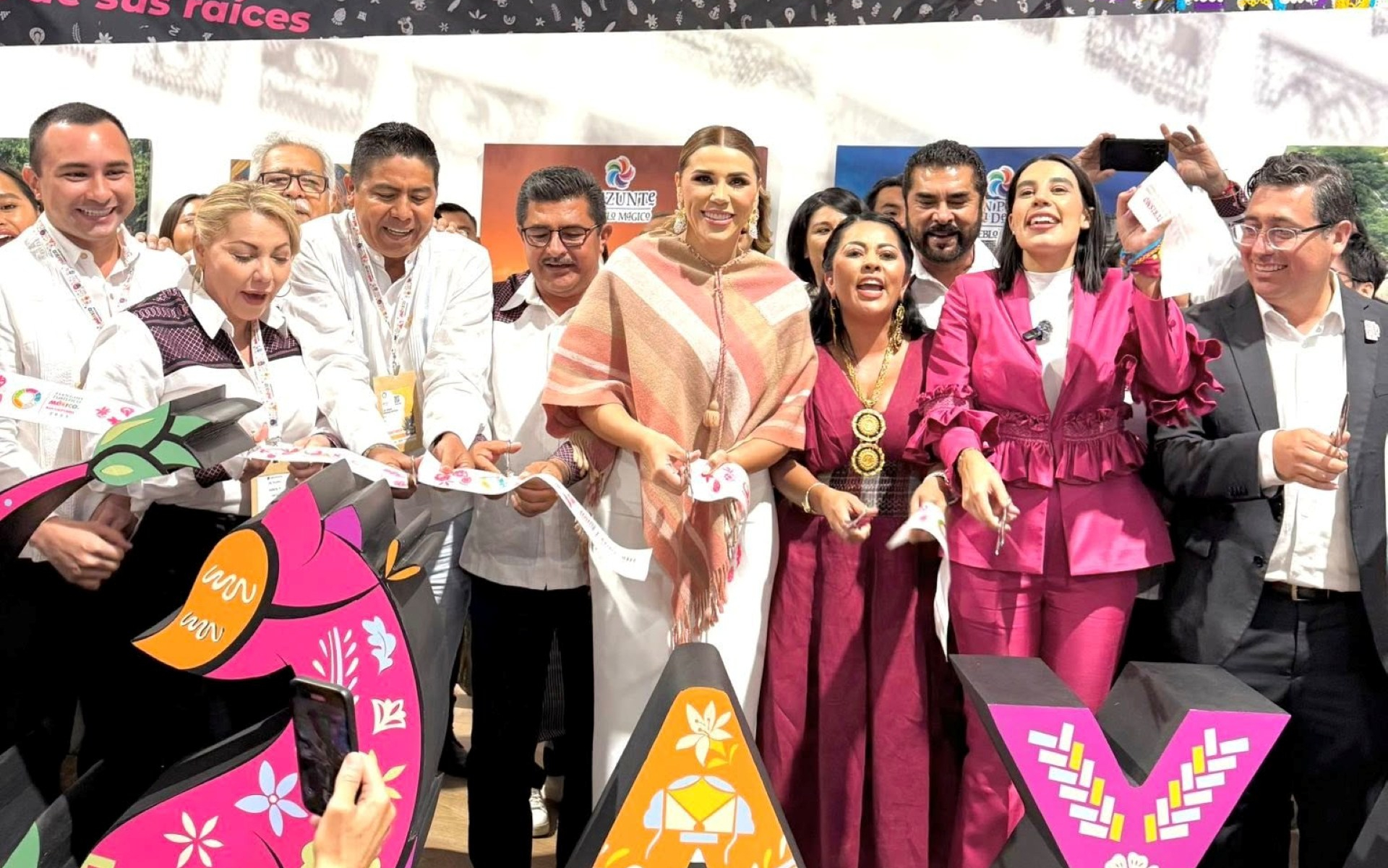 Tianguis Turístico