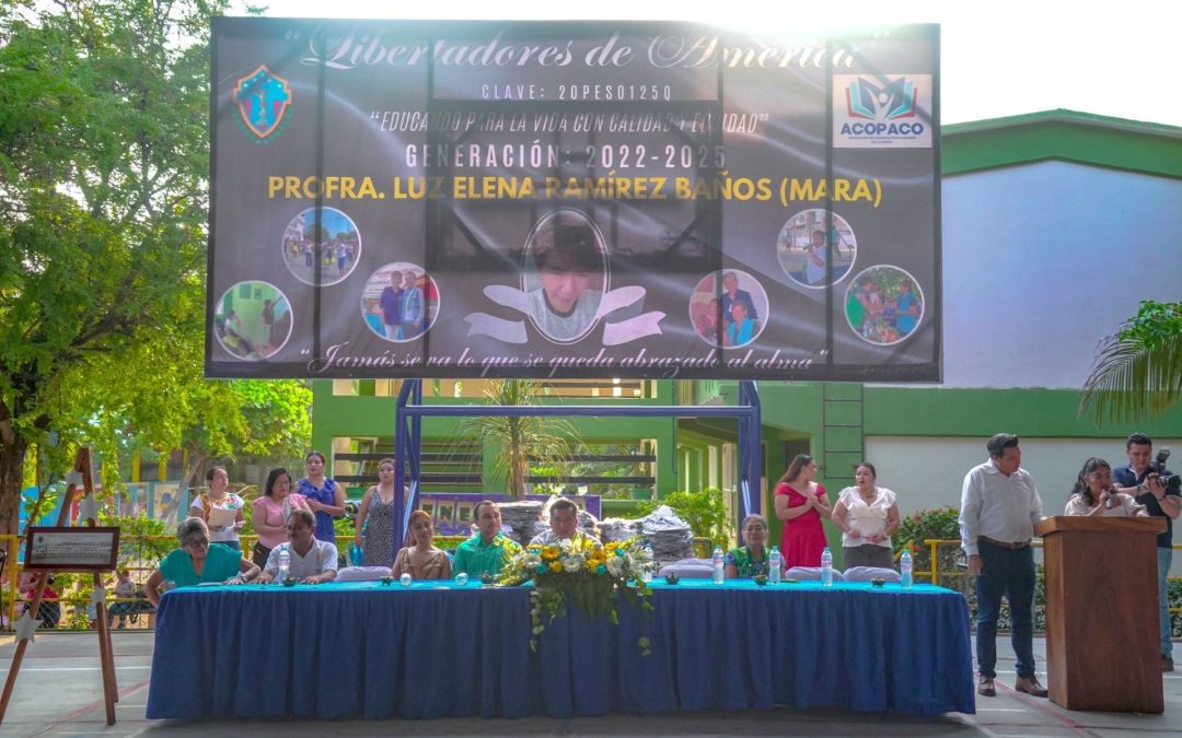 ¡Felicidades a las y los alumnos egresados!