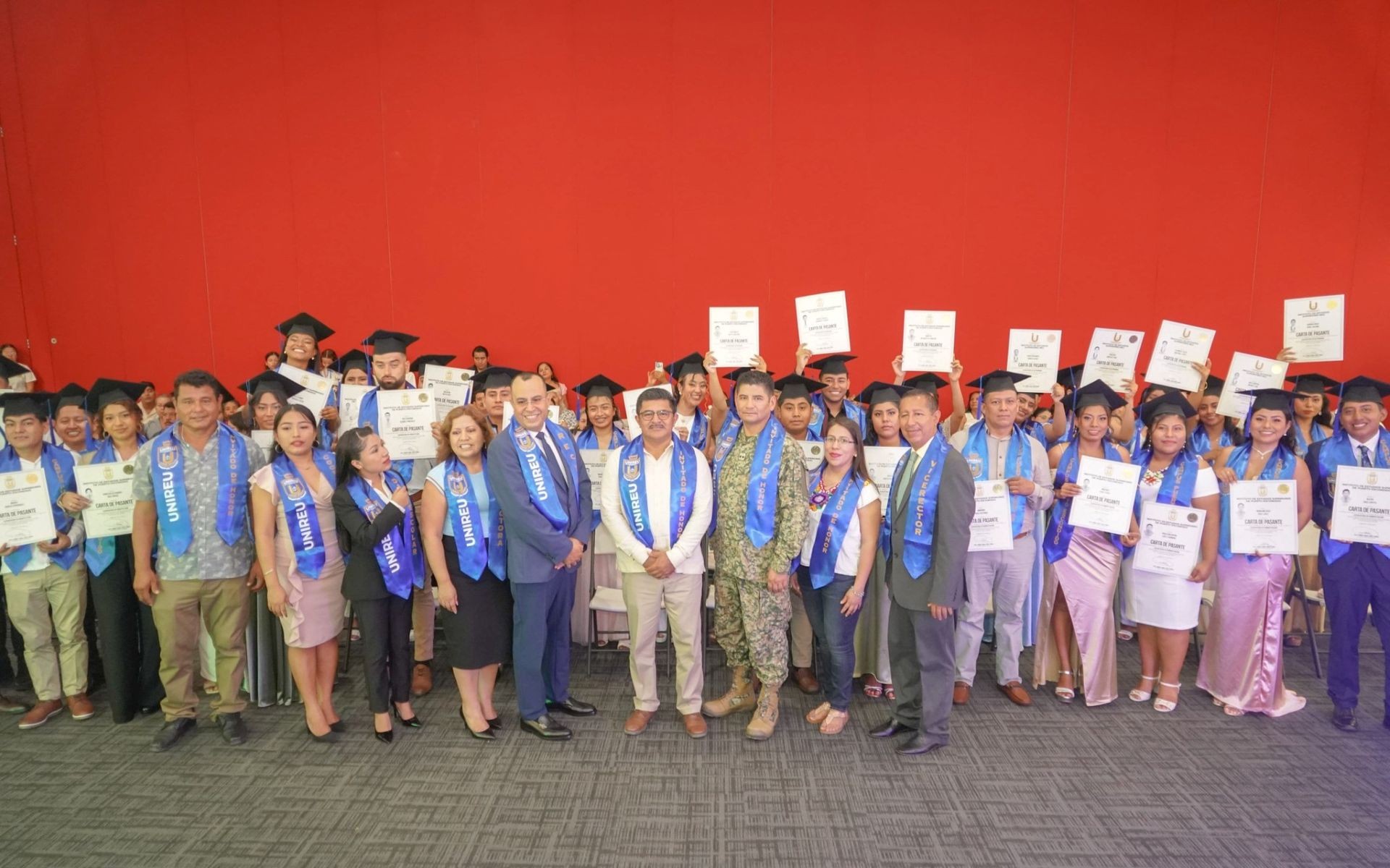 Ceremonia de Graduación de la UNIREU