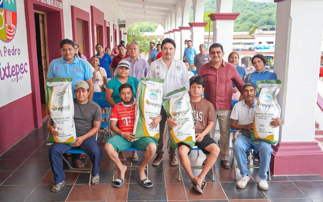 Entrega de apoyos del Programa Abasto seguro de Maíz