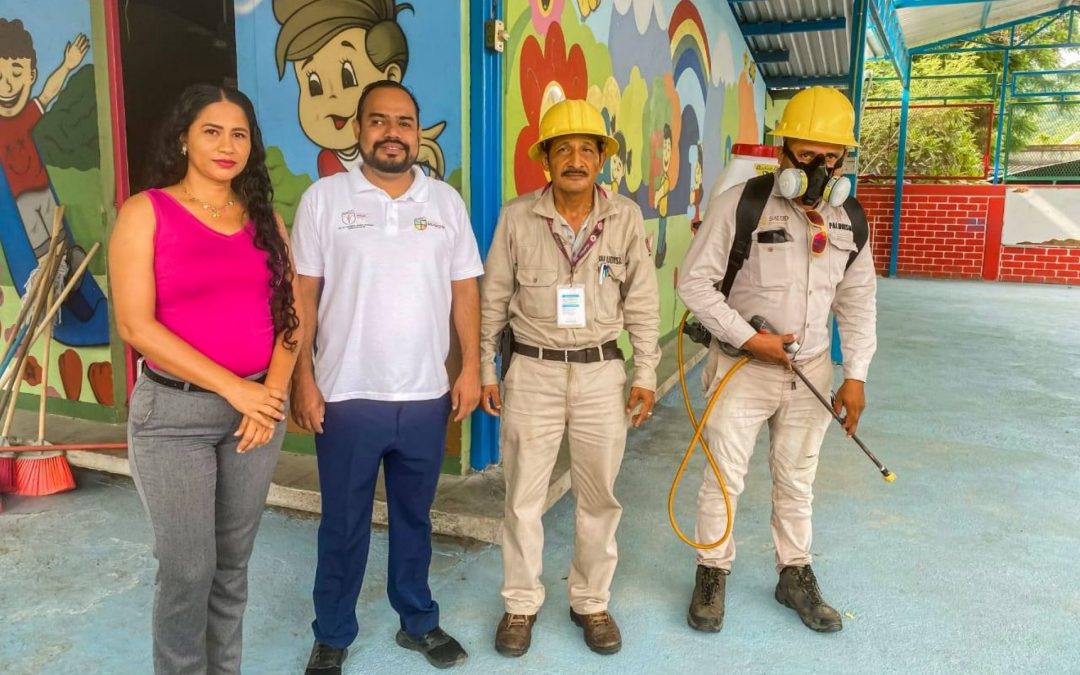 Jornada de fumigación en distintos inmuebles públicos del municipio.