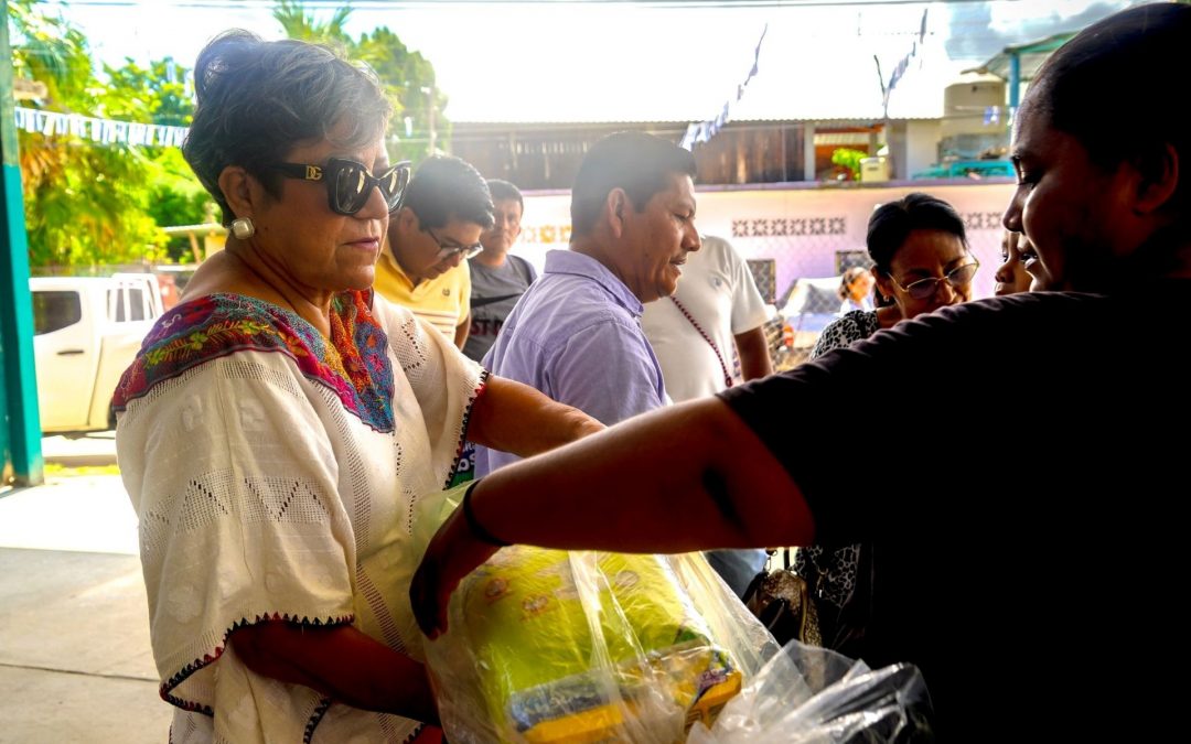 Insumos para madres solteras en Bajos de Chila