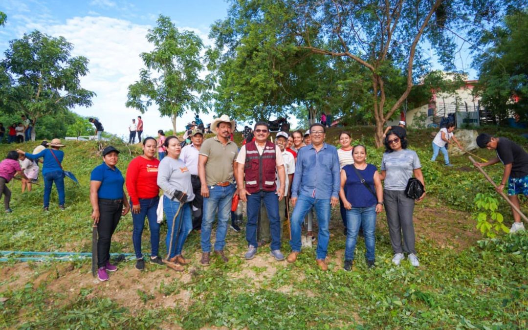 Tequio en COBAO PLANTEL 66.