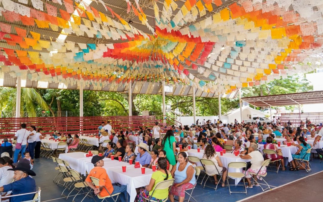 Felicidades a las y los adultos mayores de San Pedro Mixtepec.