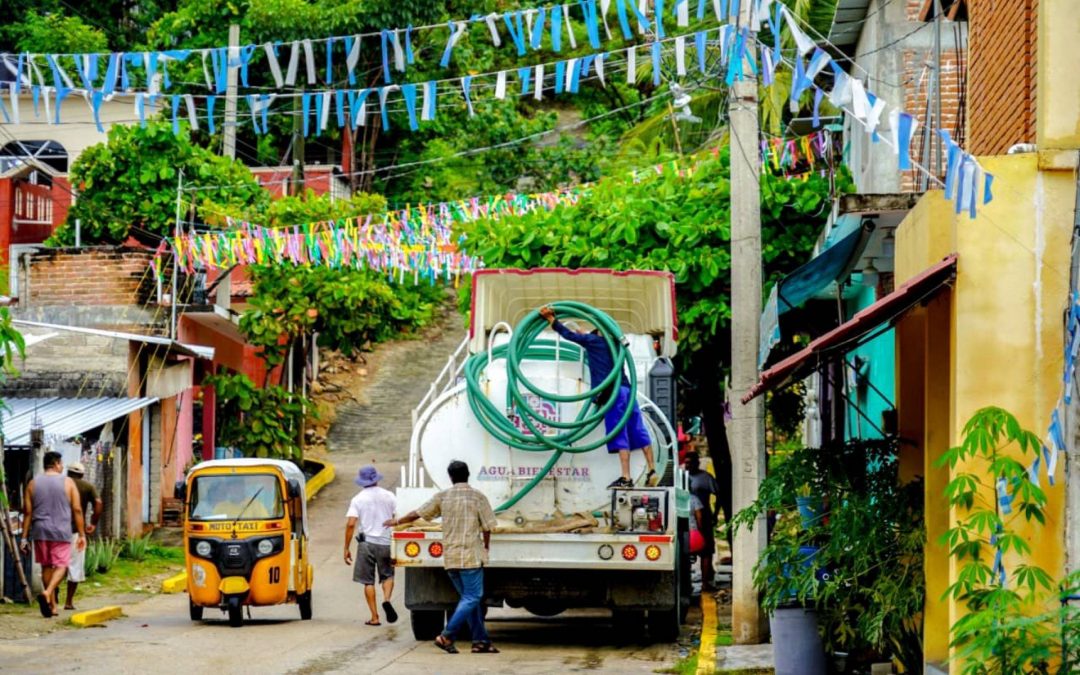 Suministro de Agua Potable en el Barrio de Las Flores, Bajos de Chila.