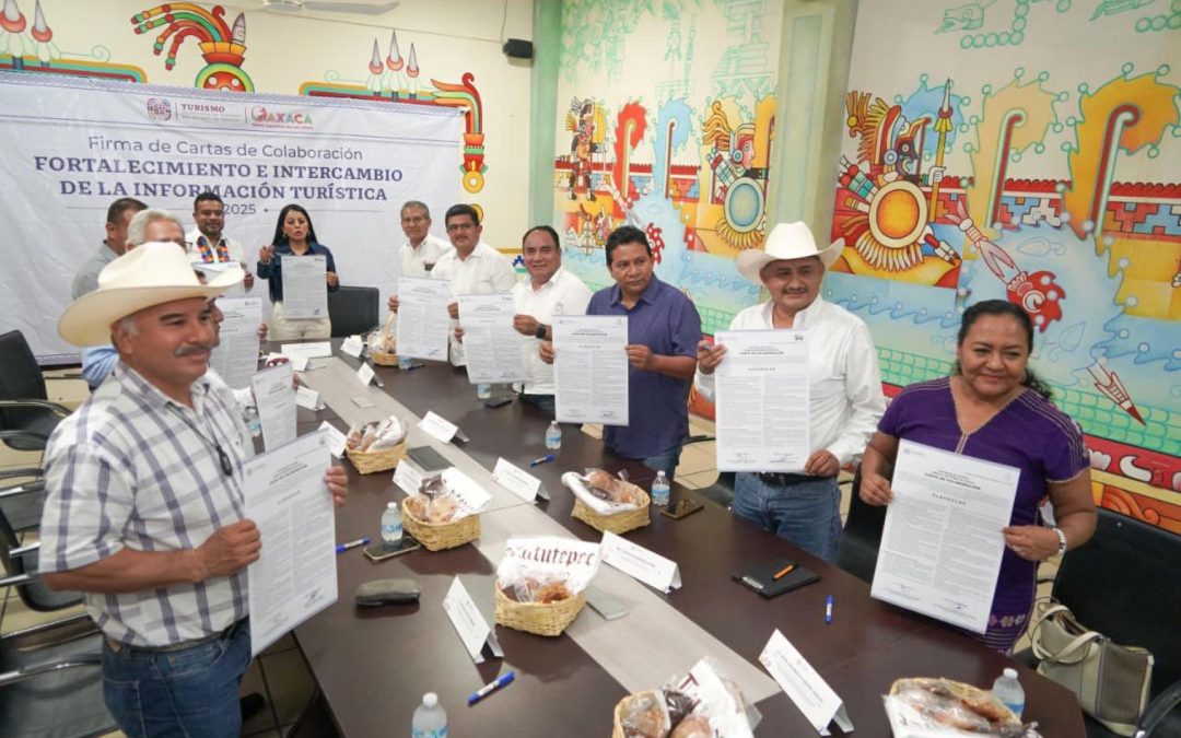 Firma de cartas de colaboración para el fortalecimiento e intercambio de información turística.
