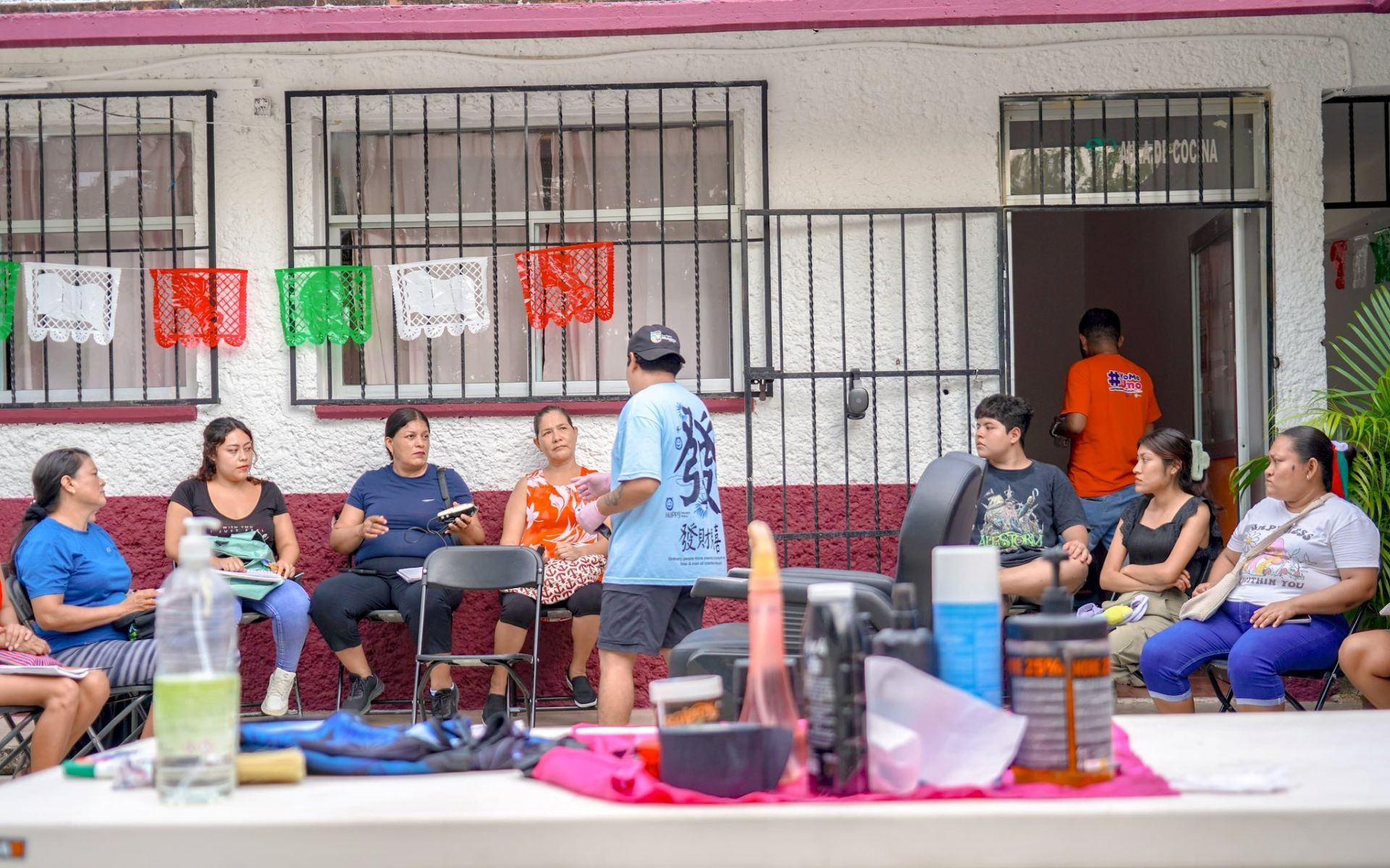 Cursos de barbería para Mujeres.