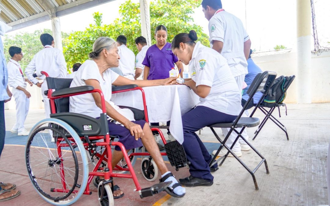 Jornada de Salud para Adultos Mayores.