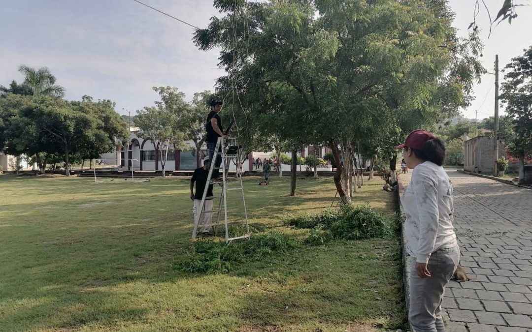 Rehabilitación de la cancha del Lienzo Charro en la cabecera municipal.