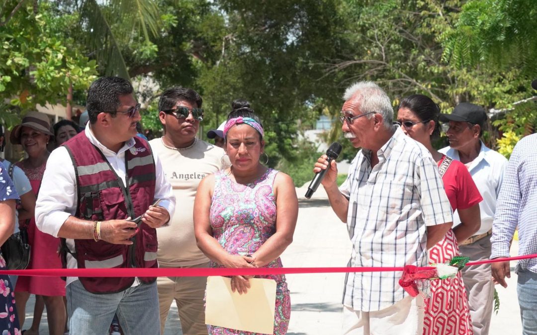 Inauguración en el Fraccionamiento Los Reyes.