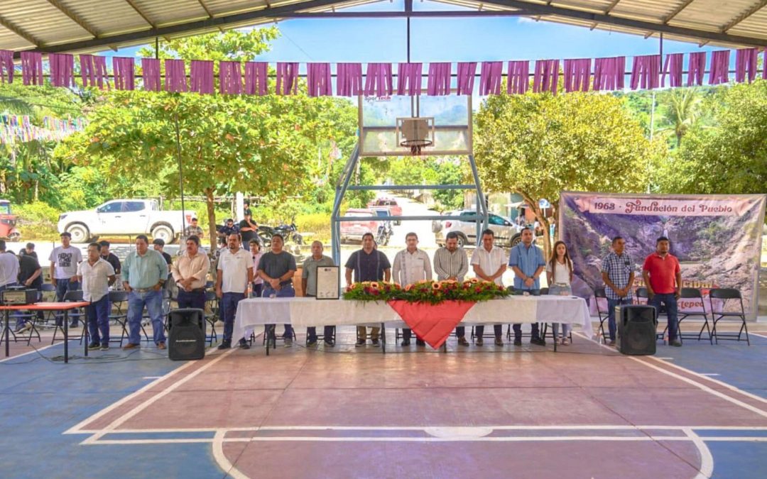Ceremonia por el primer aniversario del cambio de estatus de La Reforma, de Agencia de Policía a Agencia Municipal.