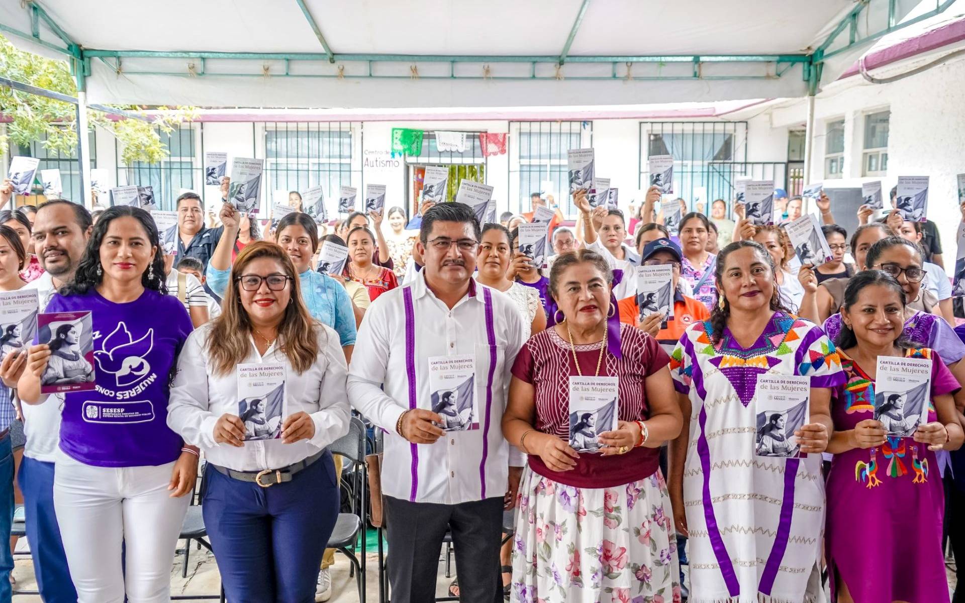 Inauguración del Punto Violeta.
