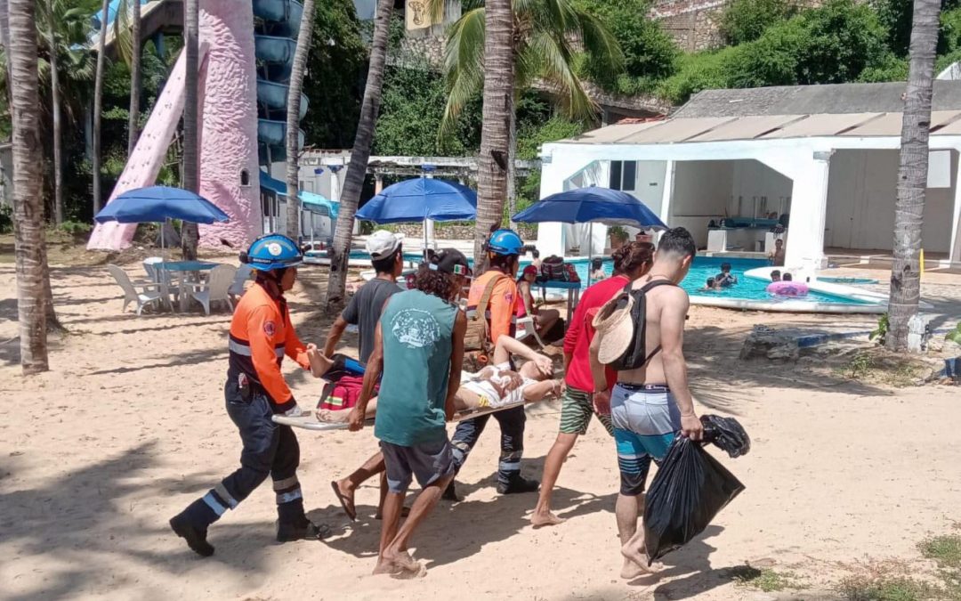 Rescate en Playa Coral.